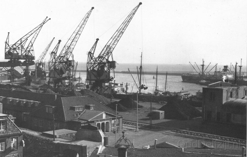 Delfzijl haven 1948 12.jpg